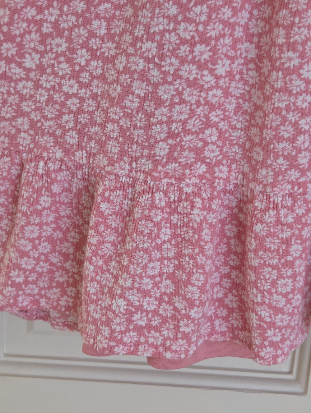 IN LOOM Ditsy Floral Mini Dress FLUTTER SLEEVE Smocked Bodice Lined M by In Loom - Picture 8 of 16